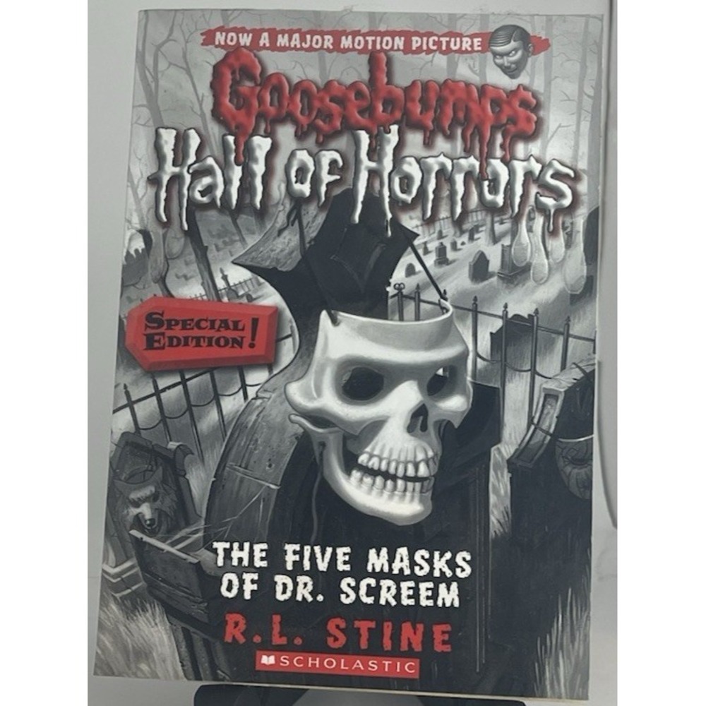 Goosebumps Hall Of Horrors Five Masks Of Dr Scream RL Stine Paperback Book